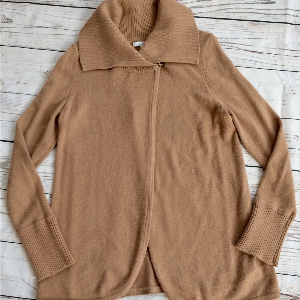 Gap sweater cardigan size small